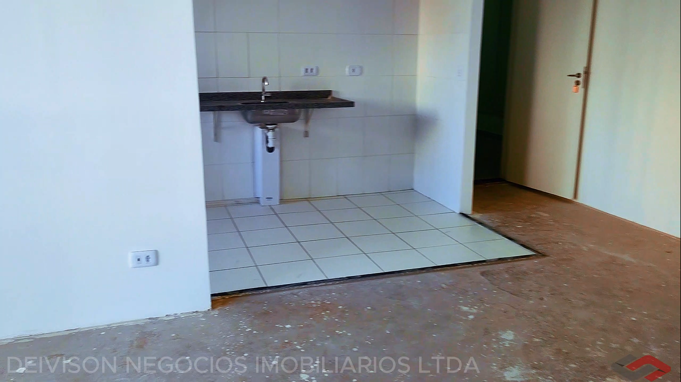 IMOVEL PRONTO - Condomínio completo com piscina! PREÇO: R$ 290.000,00