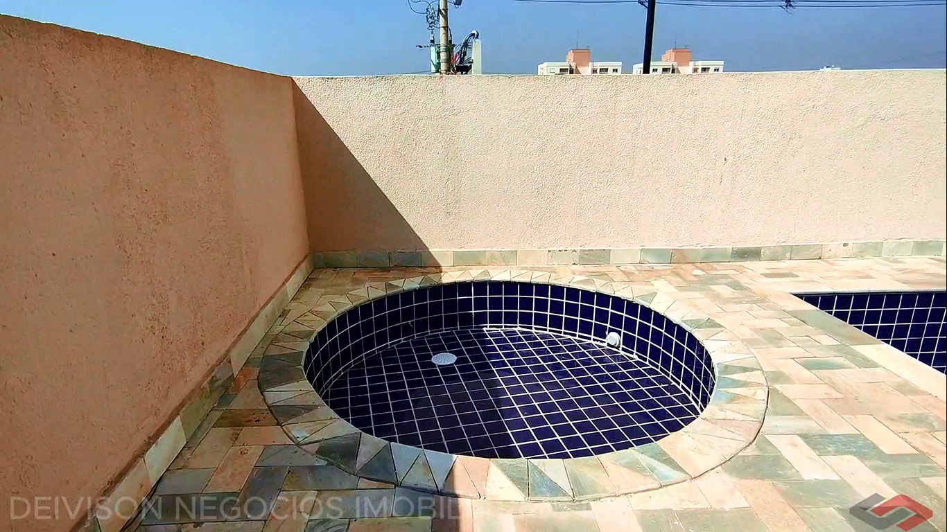 IMOVEL PRONTO - Condomínio completo com piscina! PREÇO: R$ 290.000,00