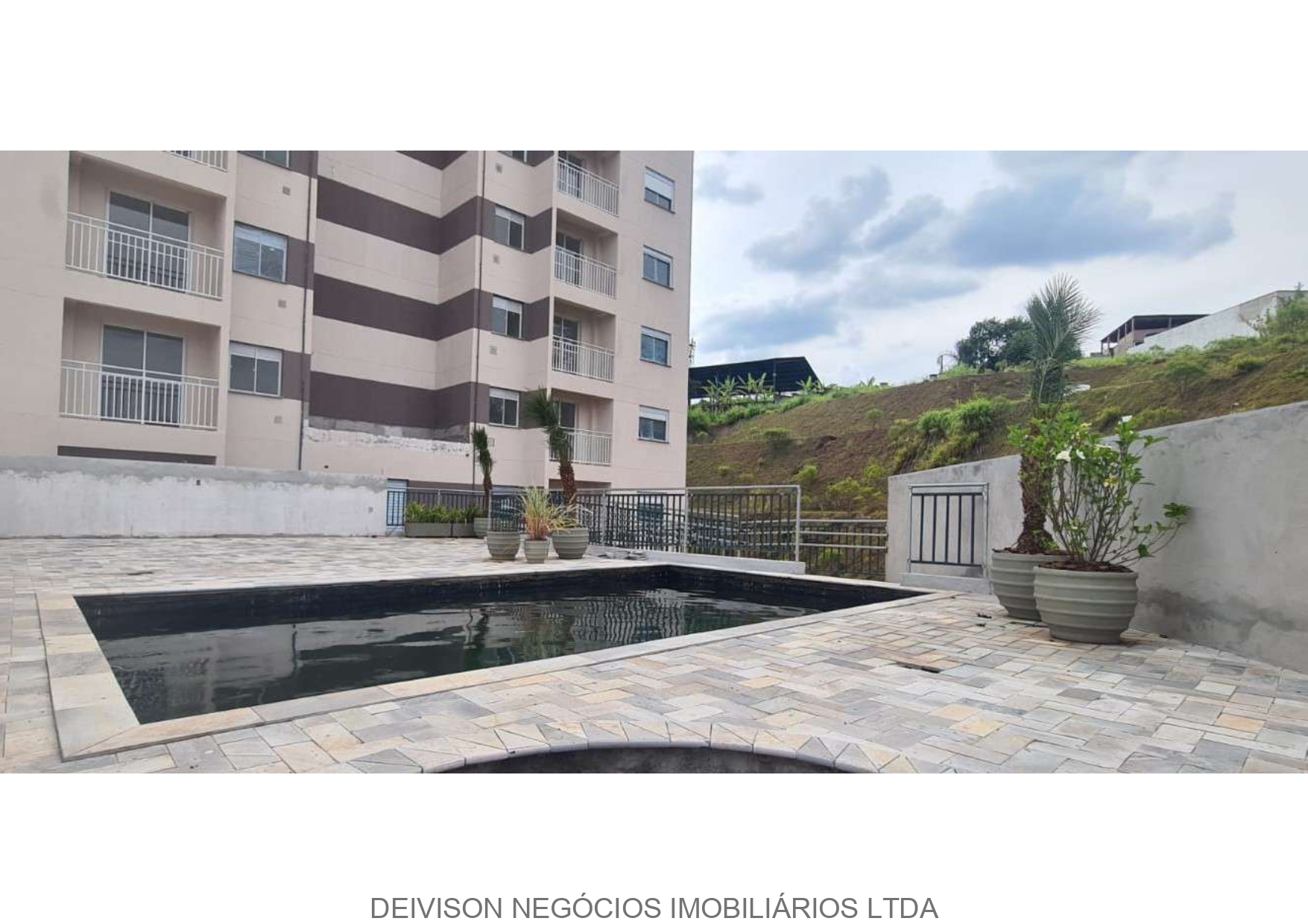 IMOVEL PRONTO - Condomínio completo com piscina! PREÇO: R$ 290.000,00